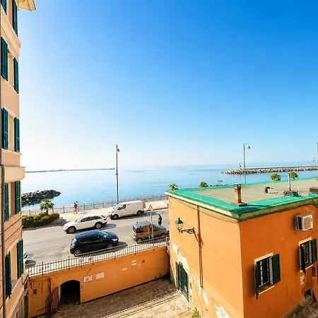 Modern Sea View Flat Air Conditioning Генуя